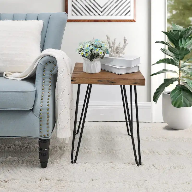 Table d'appoint en bois avec pieds en fer