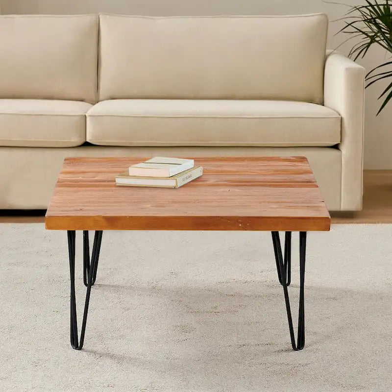 Table d'appoint en bois avec pieds en fer