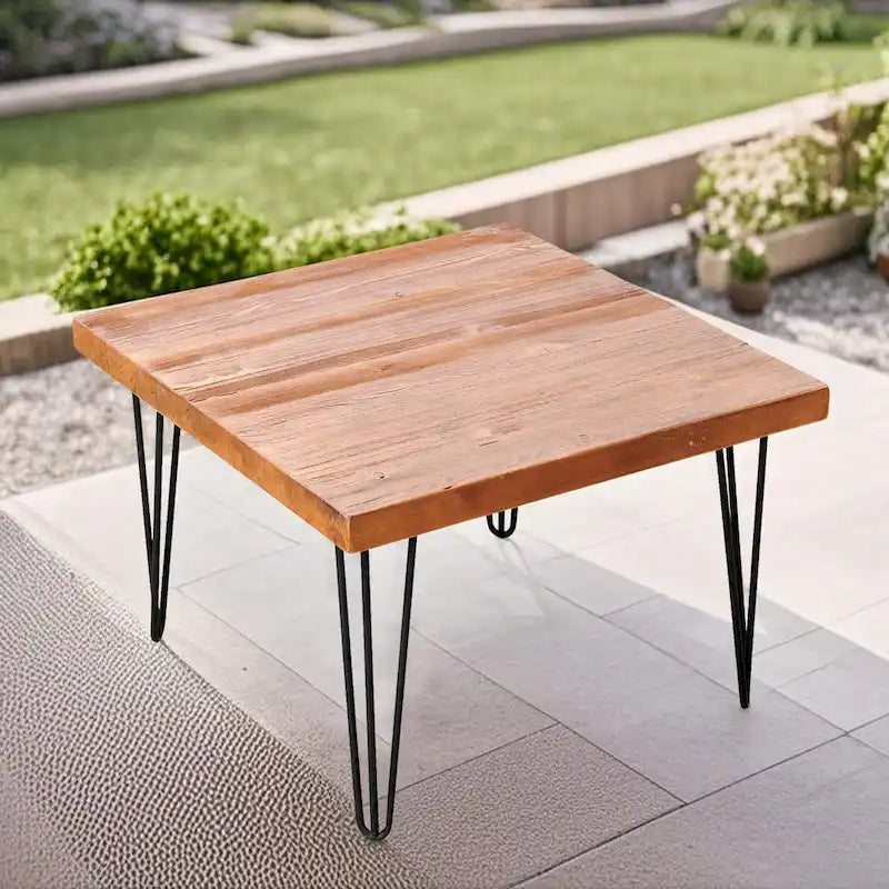 Table d'appoint en bois avec pieds en fer