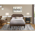 Ensemble de chambre à coucher King 2 pièces avec lit et table de chevet brossée en fil de fer noir - Cuir PU marron foncé et pieds noirs (option de taille de lit)