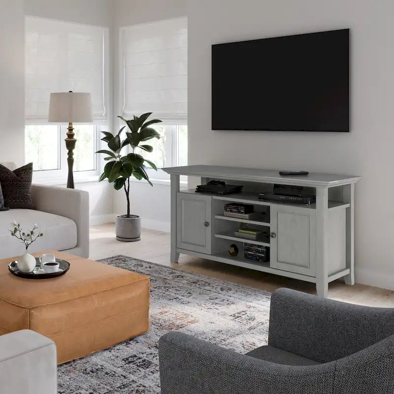 Meuble TV de transition en bois massif de 54 pouces de large Halifax - 54 L x 18,9 P x 31,9 H