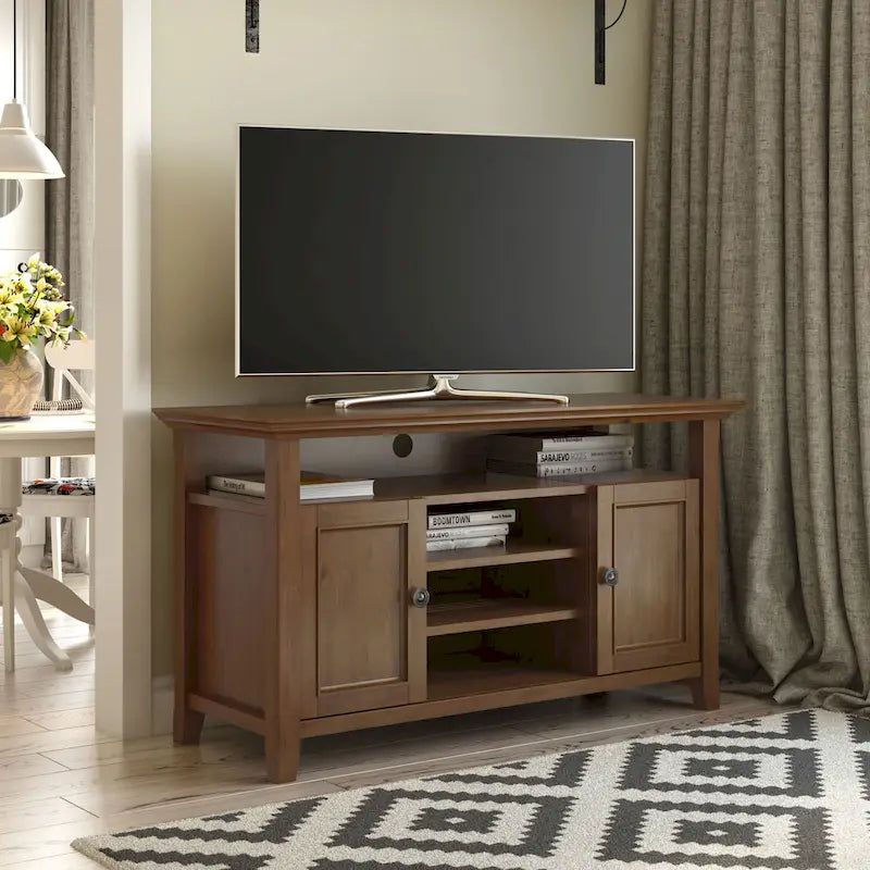 Meuble TV de transition en bois massif de 54 pouces de large Halifax - 54 L x 18,9 P x 31,9 H