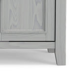Meuble TV de transition en bois massif de 54 pouces de large Halifax - 54 L x 18,9 P x 31,9 H