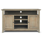 Meuble TV de transition en bois massif de 54 pouces de large Halifax - 54 L x 18,9 P x 31,9 H
