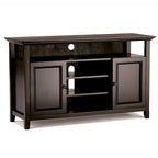 Meuble TV de transition en bois massif de 54 pouces de large Halifax - 54 L x 18,9 P x 31,9 H