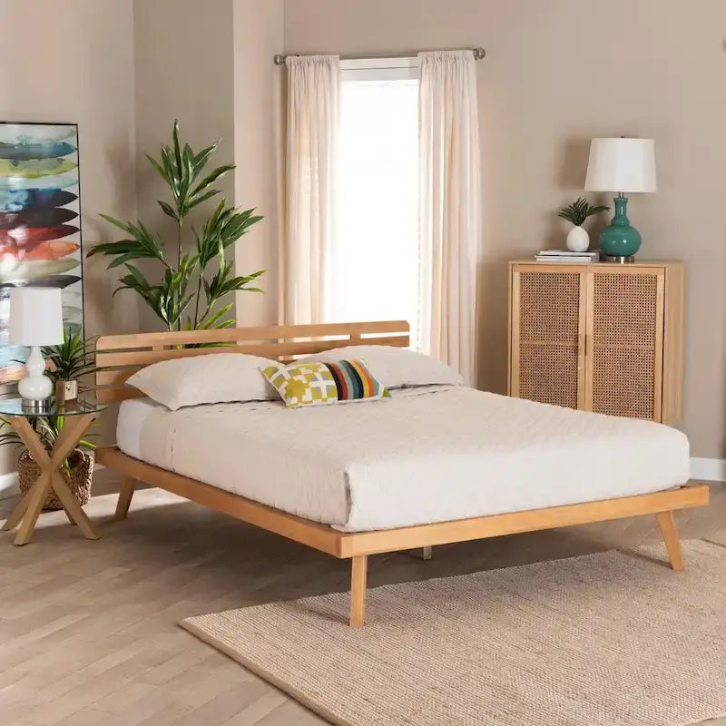 Lit plateforme Joaquin en bois fini rustique brun Japandi moderne